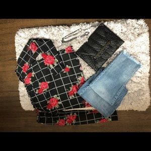 Rose 🌹Print Off Shoulder Shirt